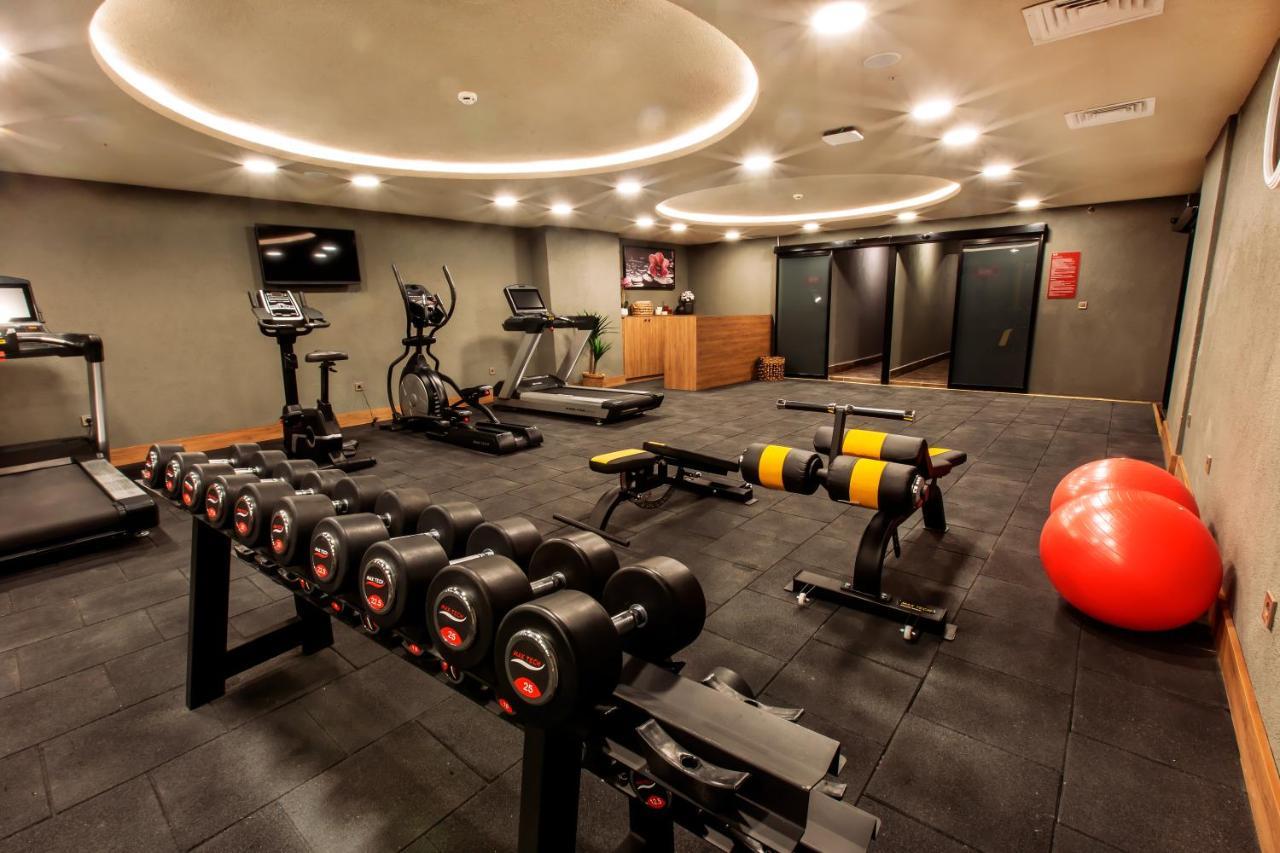 Ramada By Wyndham Erzurum Esterno foto