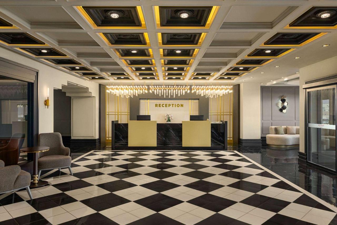 Ramada By Wyndham Erzurum Esterno foto