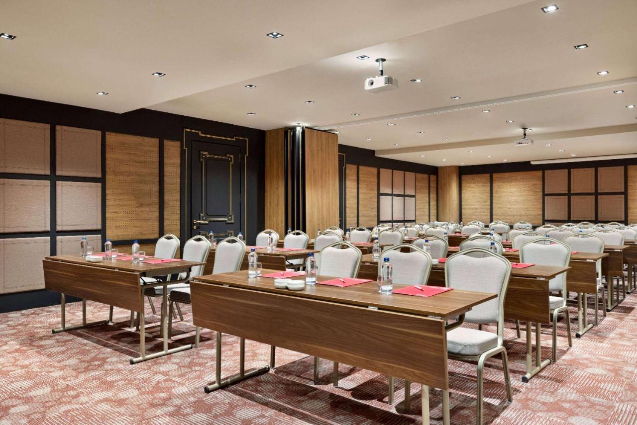 Ramada By Wyndham Erzurum Esterno foto